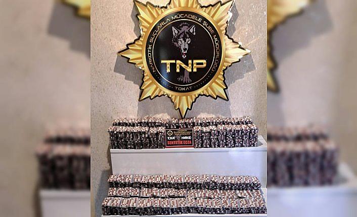 Tokat'ta 55 bin 440 adet sentetik ecza ele geçirildi