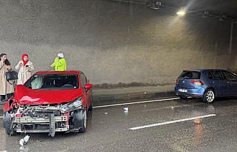 Trabzon'da devrilen otomobildeki 2 kişi yaralandı