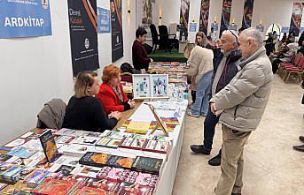 Zonguldak'ta “Devrek Bastonpark Kitap Fuarı“ açıldı