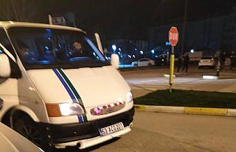 Çorum'da sürücünün yayayı darbetmesi güvenlik kamerasında