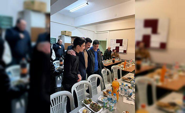 Hamamözü Kaymakamı Arslan, öğrencilerle iftar yaptı