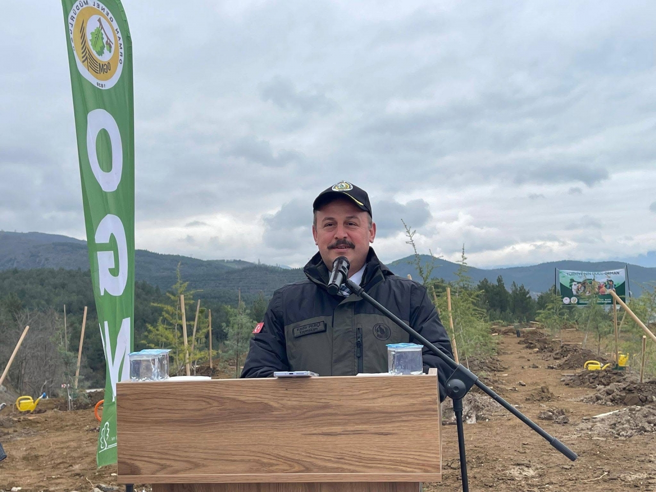 Niksar’da Orman Haftası'nda fidanlar toprakla buluşturuldu