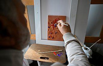 Ressam göz doktoru, sanatın iyileştirici gücünü hastalarıyla paylaşıyor