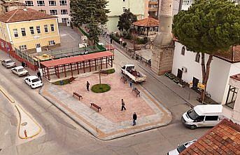 Bafra'da ayakkabı boyacıları için modern lostra alanı inşa ediliyor