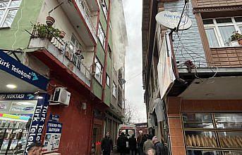 Samsun'da evde çıkan yangında 2 kişi dumandan etkilendi