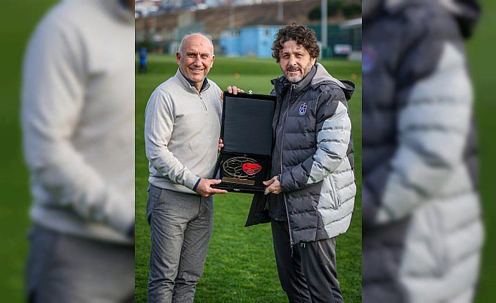 TFF'den Fatih Tekke'ye sosyal sorumluluk ödülü