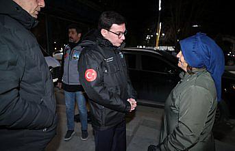 Tokat Belediye Başkanı Yazıcıoğlu, akşamları mahalle ziyaretleri gerçekleştiriyor