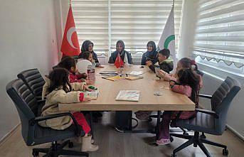 Tokat'ta minik öğrenciler Yeşilay'ı ziyaret etti