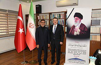 Trabzon Büyükşehir Belediye Başkanı Genç'ten İran İslam Cumhuriyeti Trabzon Başkonsolosluğuna taziye ziyareti