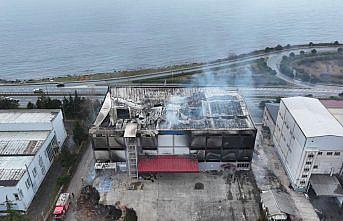 Trabzon'da fındık fabrikasının deposunda çıkan yangın söndürüldü