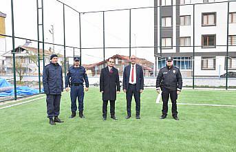 Yakakent'te spor yatırımları yerinde incelendi