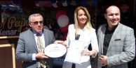 DOMİNOS PİZZA BAFRA ŞUBESİNE GÜVENİLİR GIDA ÖDÜLÜ VERİLDİ