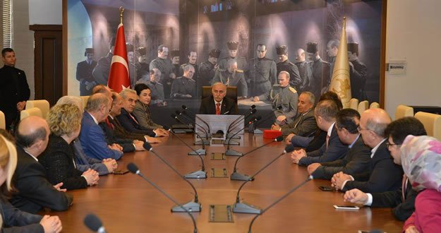 TÜRK KIZILAYINDAN VALİ ŞAHİN’E ZİYARET