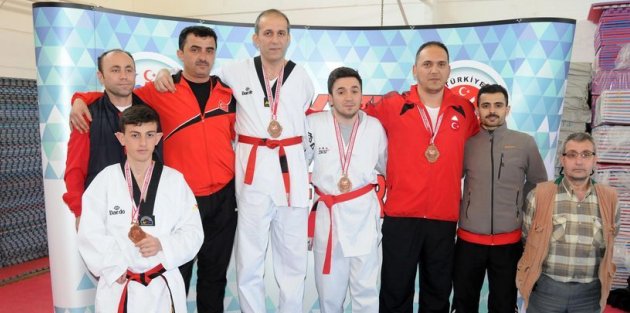 TÜRKİYE ŞAMPİYONASINDAN  İKİ MADALYA İLE BAFRA’YA DÖNDÜLER