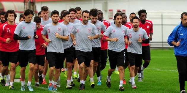 ÜMİT ÖZAT, KULÜBÜN TEK KURTULUŞU, SÜPER LİG'DEN GEÇİYOR