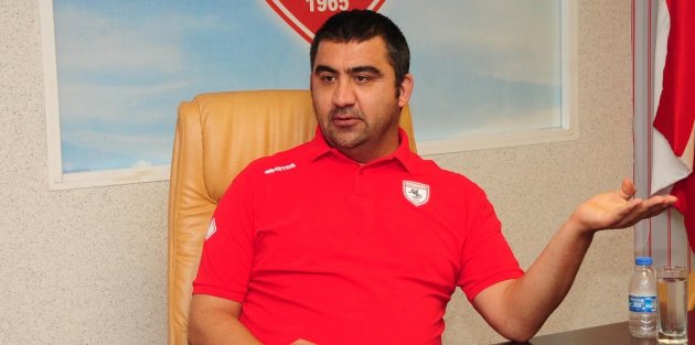 ÜMİT ÖZAT,'HAKEM DENİZ ÇOBAN TÜRK FUTBOLUNDA MİLAT OLDU'