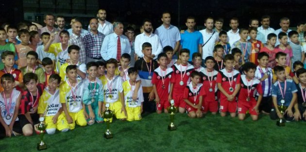 YAZ KUR’AN KURSLARI FUTBOL TURNUVASI ŞAMPİYONU FATİH CAMİİ