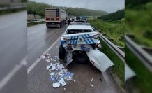 Samsun'da kazaya müdahale eden polis aracına çarpan otomobildeki 3 kişi yaralandı