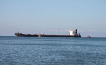 Zonguldak'ta karaya oturan kargo gemisi yeniden yüzdürüldü