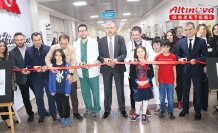 Ünye'de “Tıbbın Sanata Yansıması“ resim sergisi açıldı