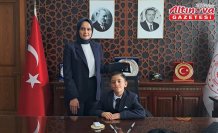 Yakakent'te makam koltukları temsilen çocuklara devredildi