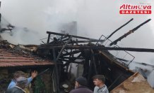 Tokat'ta çıkan yangında iki katlı ev kullanılamaz hale geldi