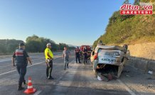 Bartın'da bariyere çarparak ters dönen aracın sürücüsü ağır yaralandı