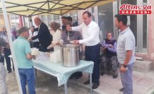 Hanönü'de vatandaşlara aşure dağıtıldı