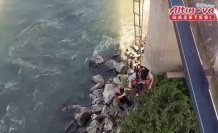 Tokat'ta serinlemek için girdiği çayda suların yükselmesiyle mahsur kalan kadın kurtarıldı