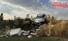 Bayburt'ta otomobil ile panelvanın çarpıştığı kazada 4 kişi yaralandı