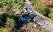 Karabük'te devrilen hurda yüklü tırın sürücüsü yaralandı