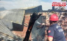 Sinop'ta yangın çıkan samanlık kullanılamaz hale geldi