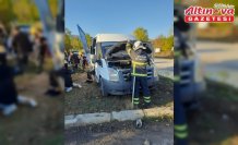 Tokat'ta işçi servisi ile tarım işçilerinin olduğu minibüs çarpıştı, 10 kişi yaralandı