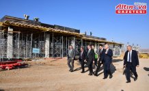 Gümüşhane Valisi Baruş, havalimanı inşaatında incelemelerde bulundu