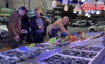 Rize'de hamsinin kilogramı 50 liraya satılıyor