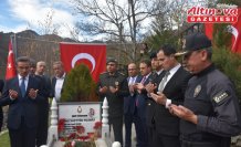 Şehit öğretmen Necmettin Yılmaz kabri başında anıldı