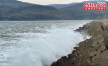 Bartın'da şiddetli rüzgar etkili oldu