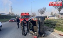 Bolu'da devrilen otomobilin sürücüsü yaralandı