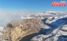 Botan Vadisi Milli Parkı'ndaki kar manzarası dronla görüntülendi