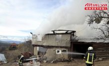 Kastamonu'da çıkan yangınlarda 2 ev zarar gördü