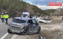 Kastamonu'da kamyonetle otomobilin çarpışması sonucu bir kişi öldü, bir kişi yaralandı