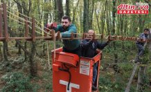 Ormanda sincaplar için köprü yaptılar