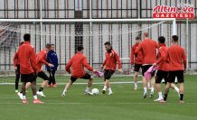 Samsunspor, Konferans Ligi'nde yarın AEK'yı konuk edecek