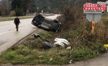 Taşova'da devrilen otomobilin sürücüsü emniyet kemeri sayesinde yara almadan kurtuldu