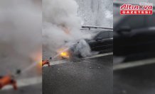 Bolu'da seyir halindeki otomobil yandı