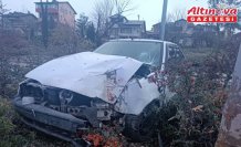 Karabük'te kamyonet ile otomobilin çarpıştığı kazada 3 kişi yaralandı