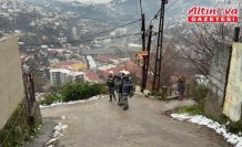 Zonguldak'ta bir ev heyelanda zarar gördü