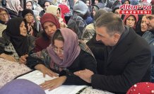 Zonguldak'ta nefes borusuna elma parçası kaçması sonucu ölen kadın defnedildi