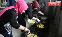 Anne ve babalar “güçlü aile“ için çocuklarıyla mutfakta ve sahada buluşuyor