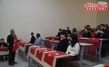 Gümüşhane Üniversitesi'nde ilk ders Türk bayrağı temasıyla işlendi